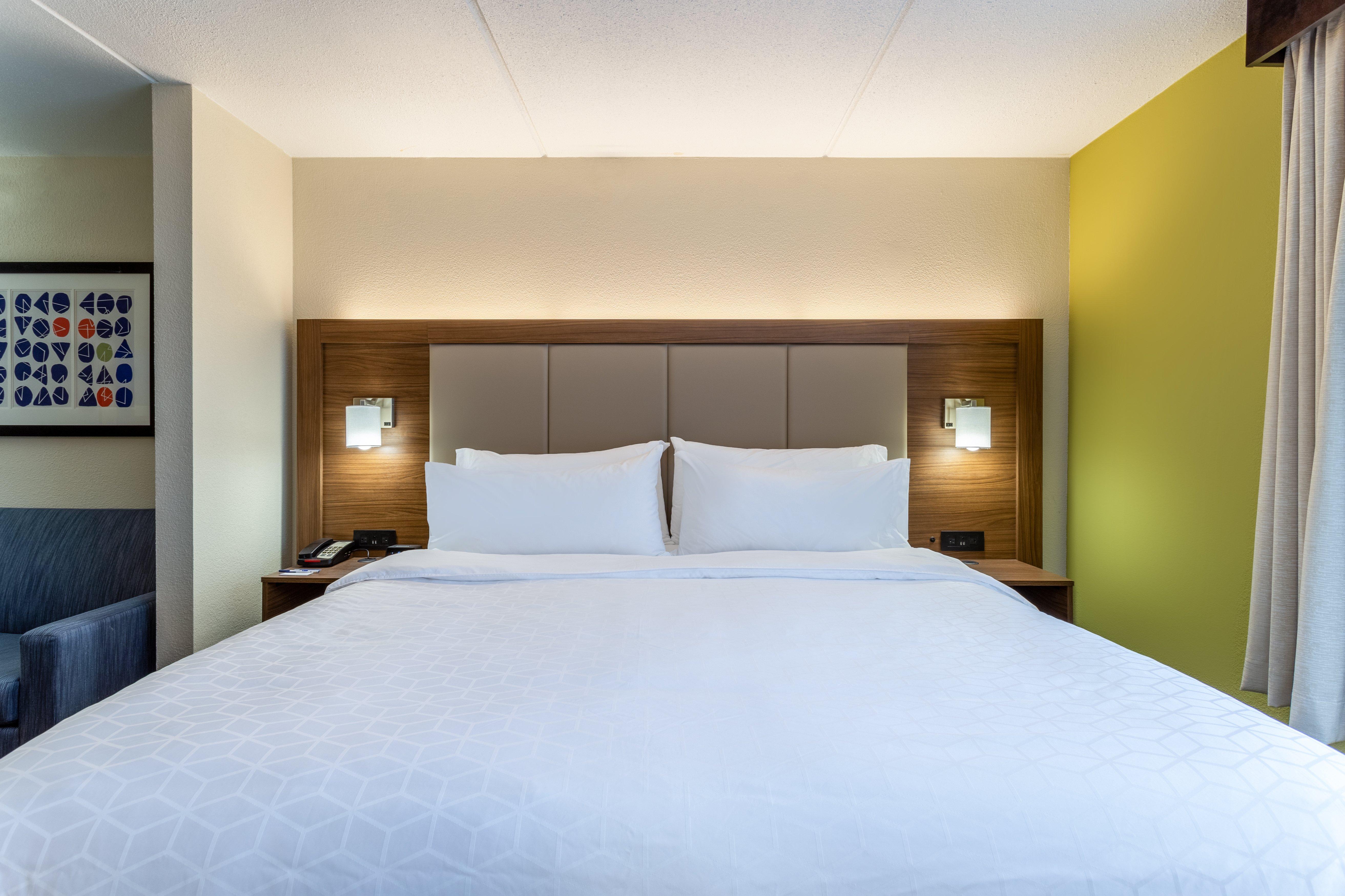 Holiday Inn Express & Suites Cedar Falls Dış mekan fotoğraf