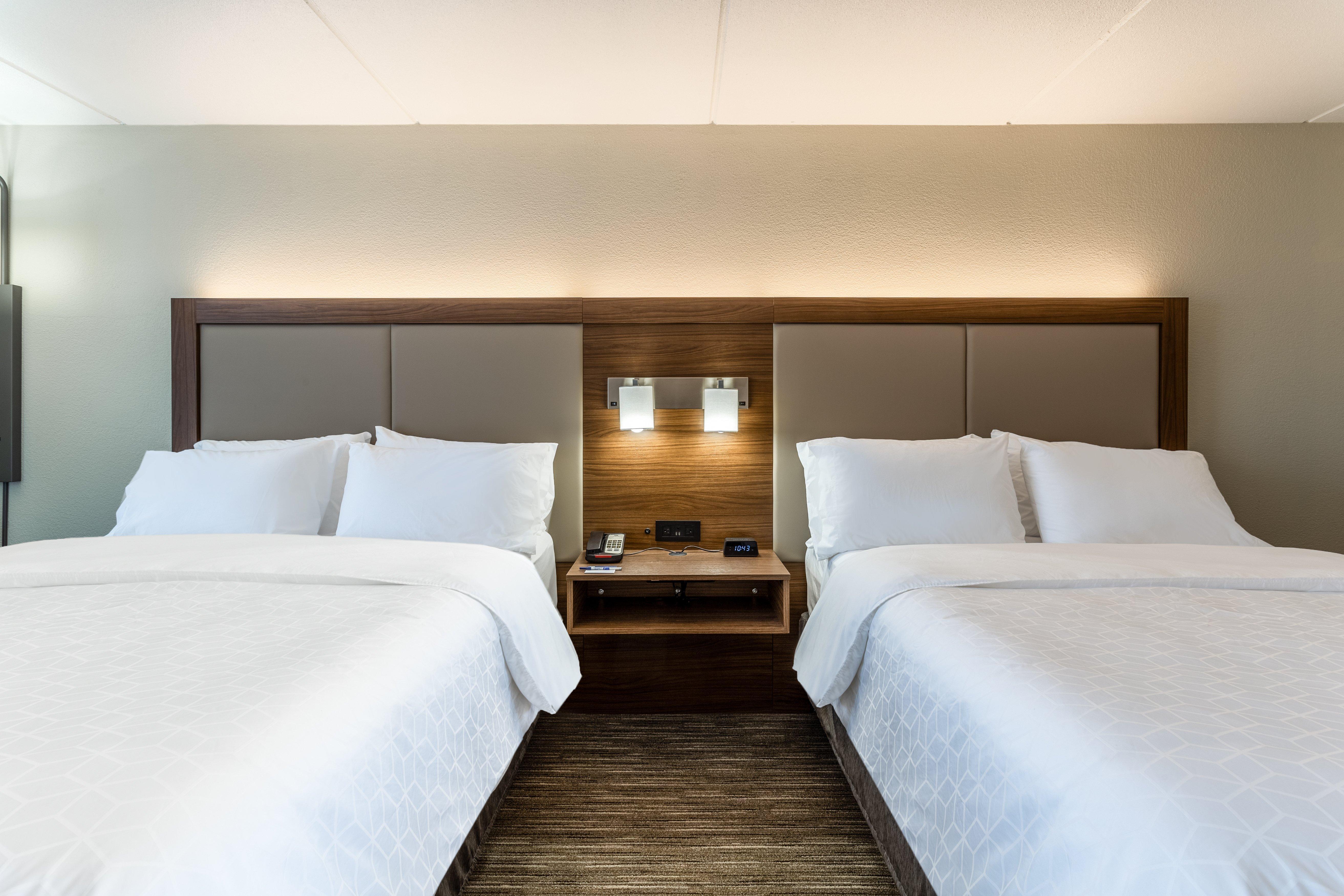 Holiday Inn Express & Suites Cedar Falls Dış mekan fotoğraf